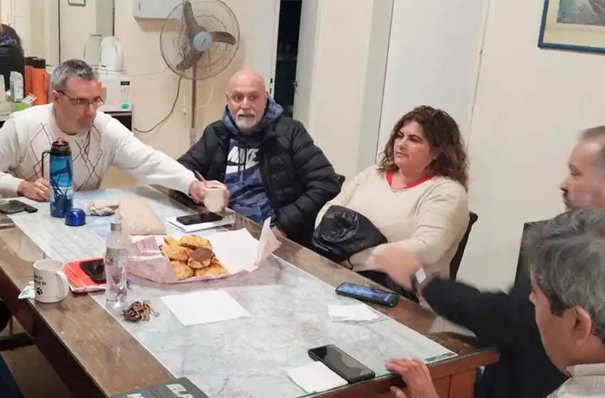 Giovanniello mantuvo reuniones con gremios y apunta a recorridas y charlas con vecinos en barrios