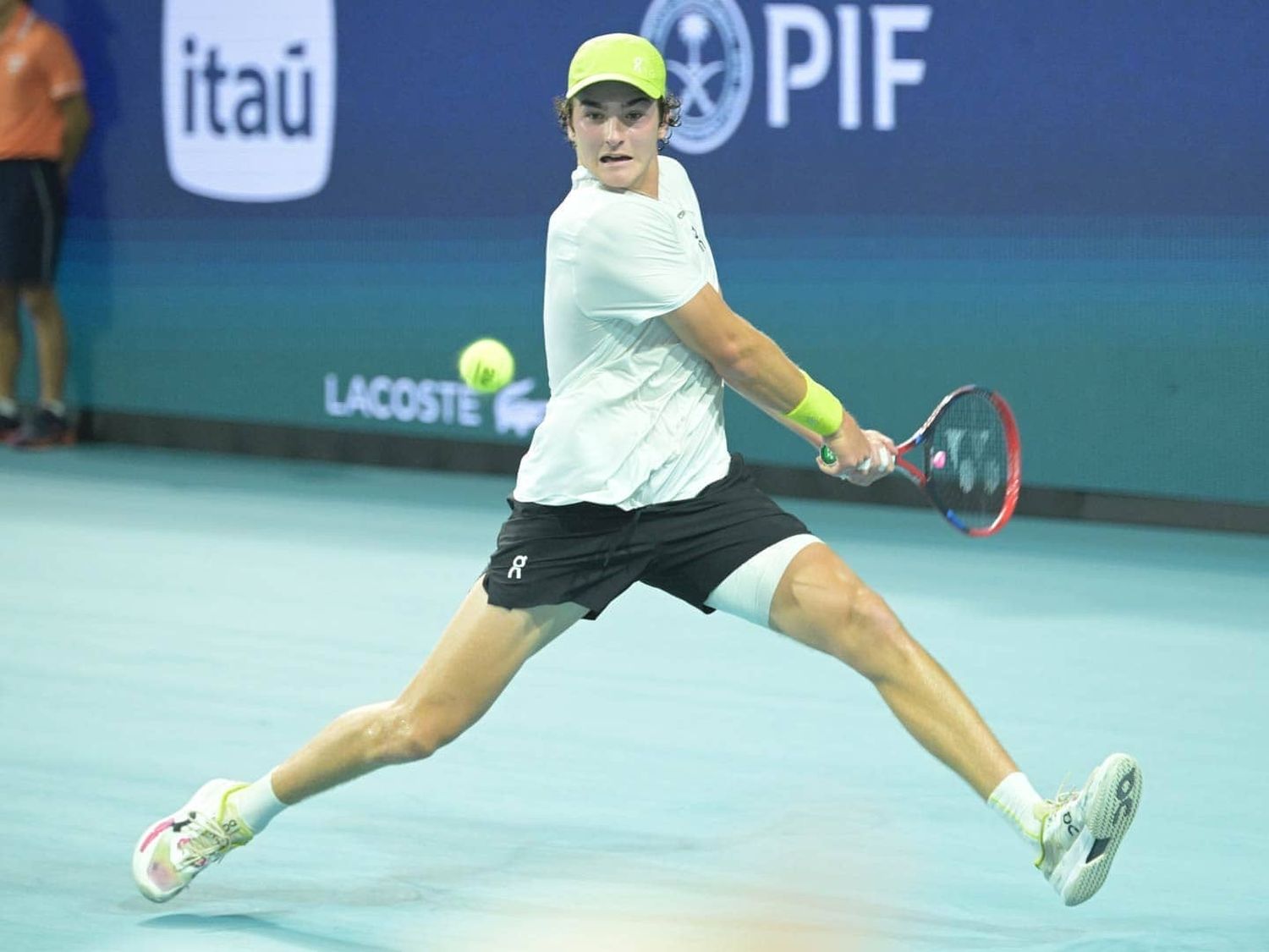 Joao Fonseca cautivó al público en su primer Miami Open