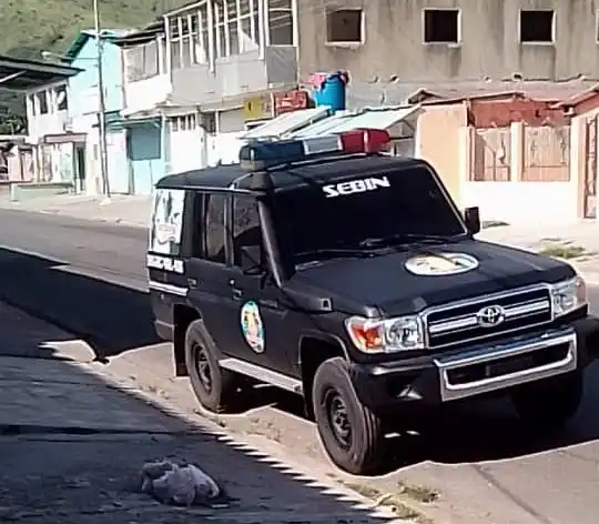 Régimen allana vivienda de embajador de Guaidó en Chile