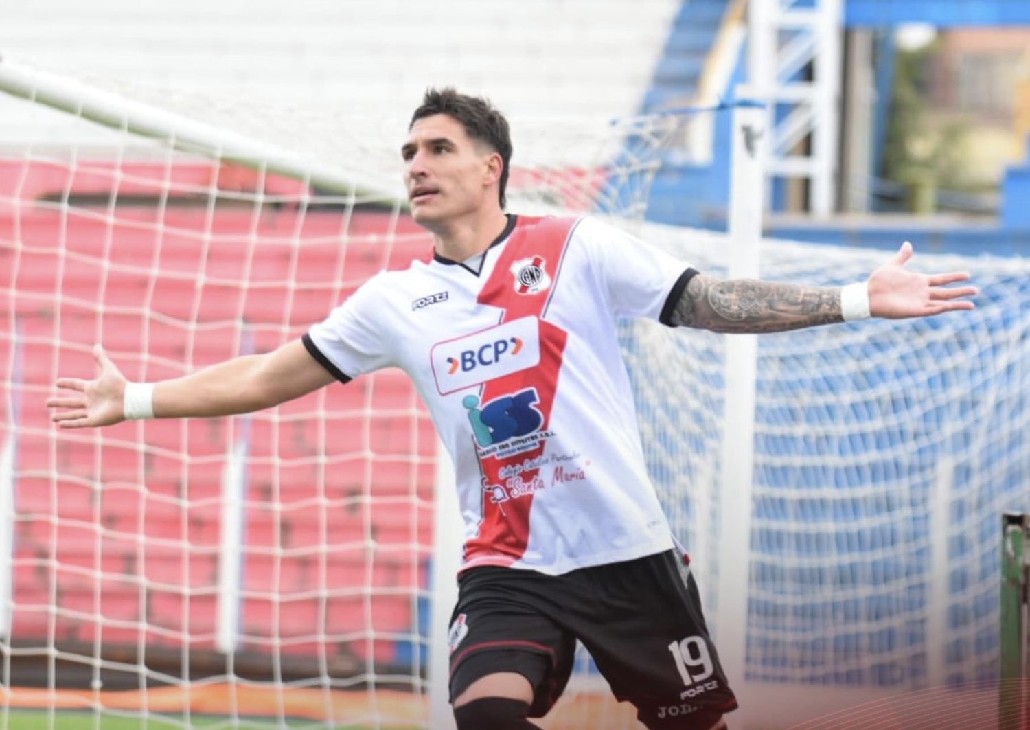 Callejo debutó con gol en Nacional Potosí.