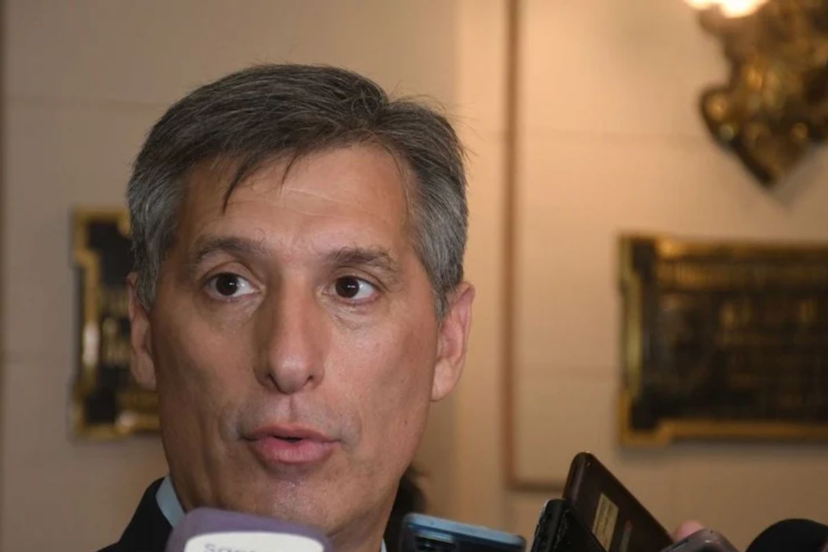 "Vemos una dinámica financiera desequilibrada, con una trayectoria hacia un déficit", indicó Olivares
