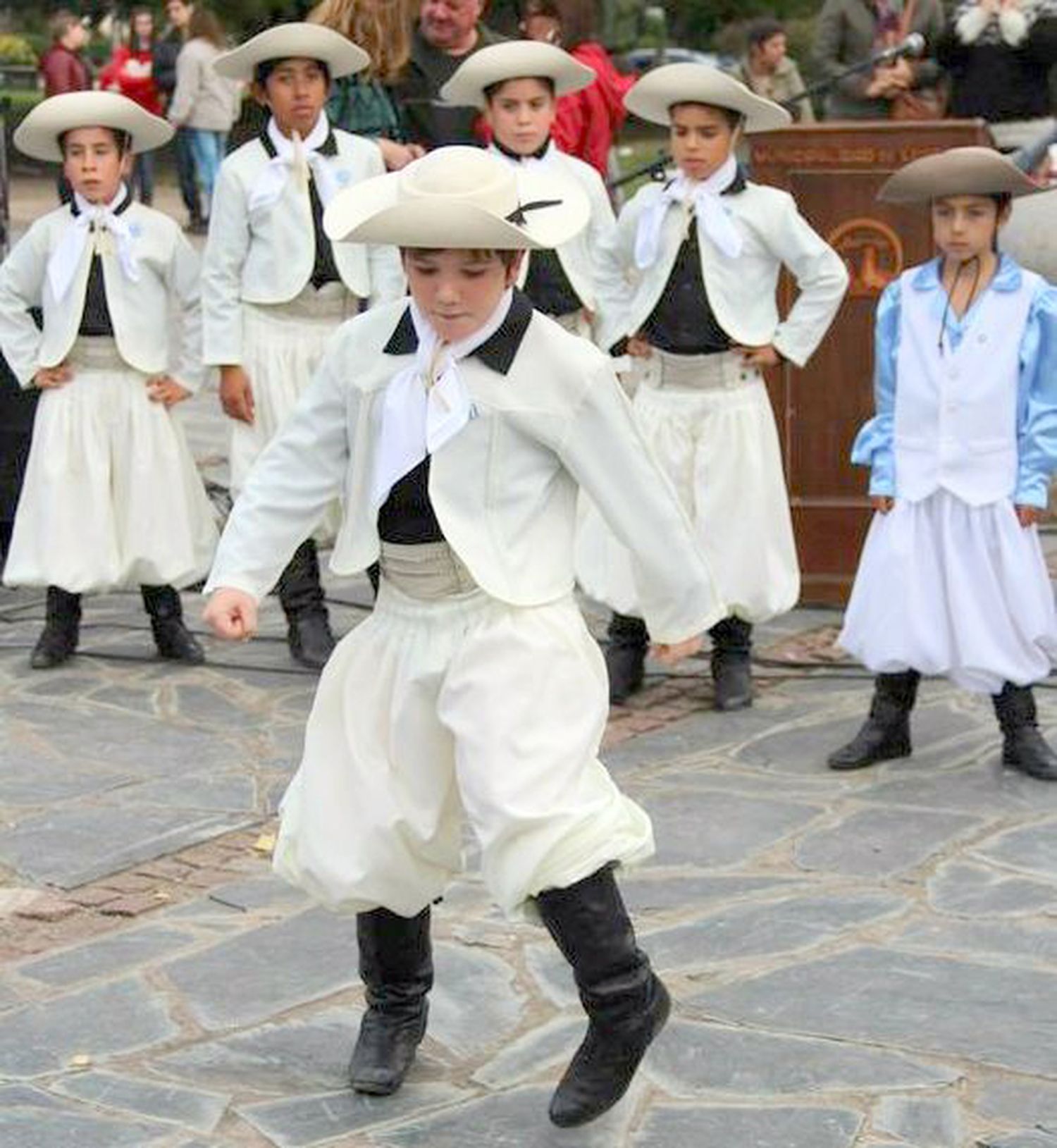 En Las Toscas. Se presentarán varias agrupaciones