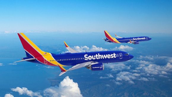 Southwest orders 108 additional Boeing 737-7s