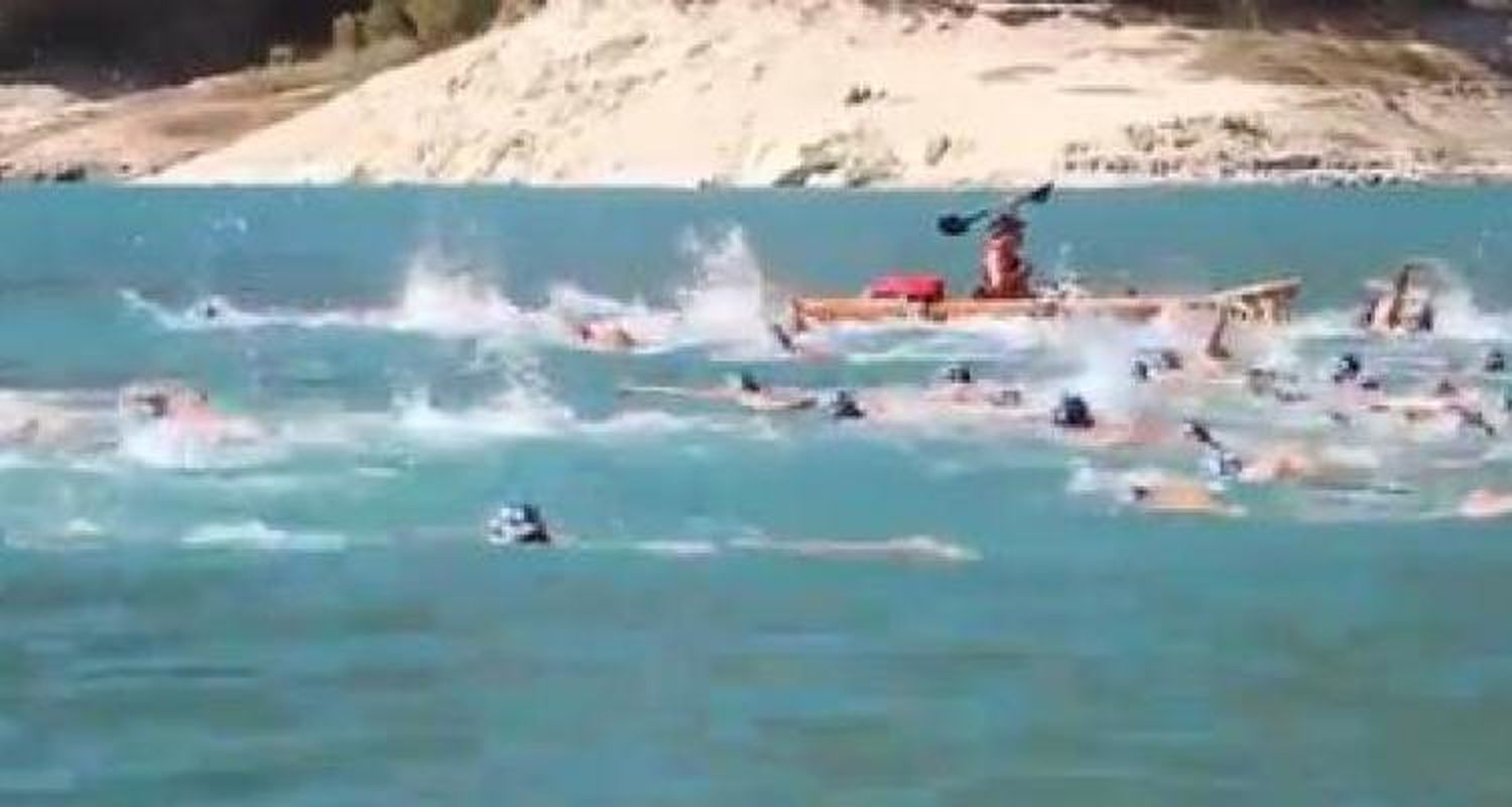 Aguas Abiertas: Gran actuación de Bennazar en España