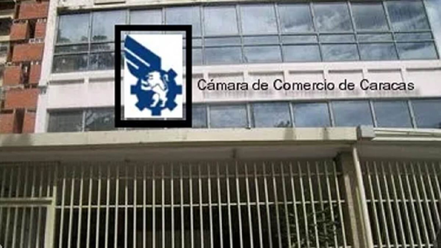 ¡MADURO ES CONTIGO! Comercios de Caracas piden bajar impuestos y tarifas de servicios públicos