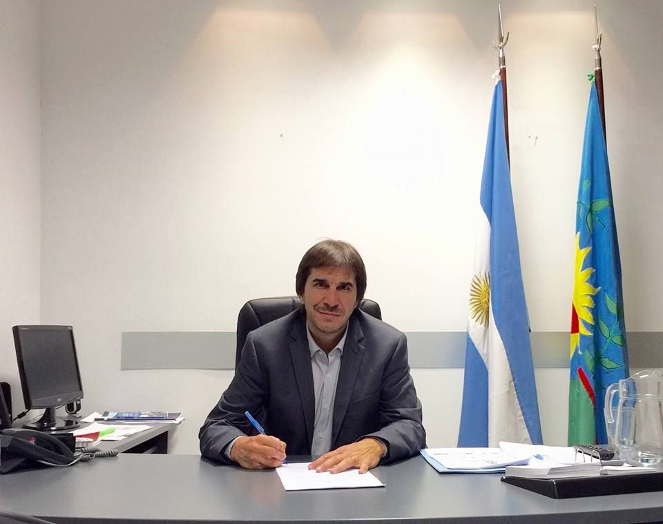 Impulsan el acceso virtual y universal a manuales escolares