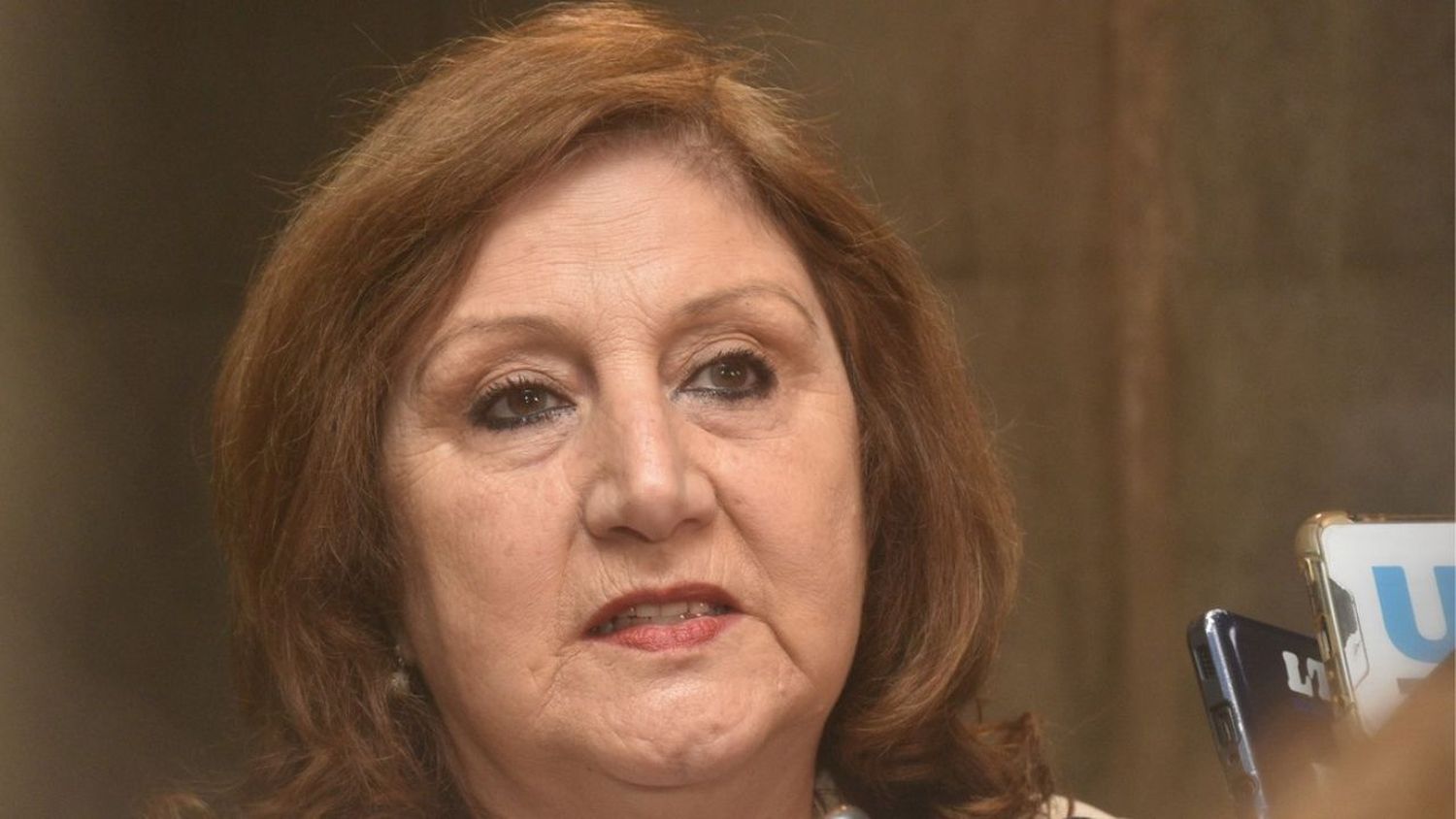 Renunció Adriana Cantero al Ministerio de Educación