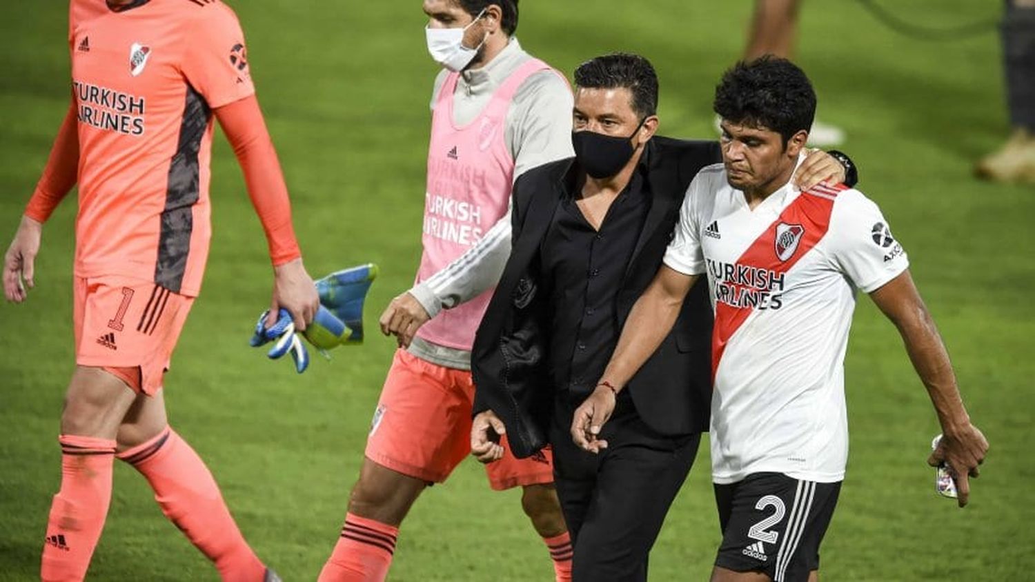 El polémico consejo del Muñeco Gallardo a Robert Rojas tras el Superclásico