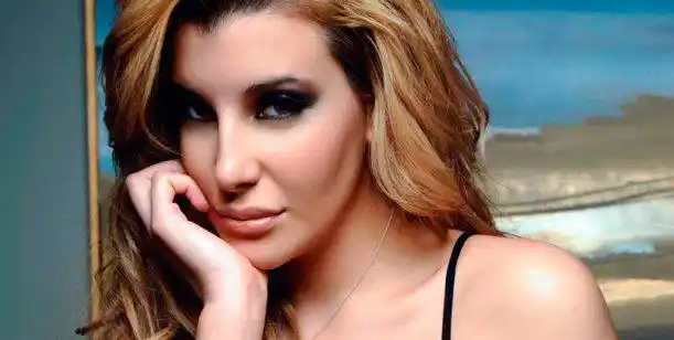 Charlotte Caniggia: mensaje tras su separación y nuevo look
