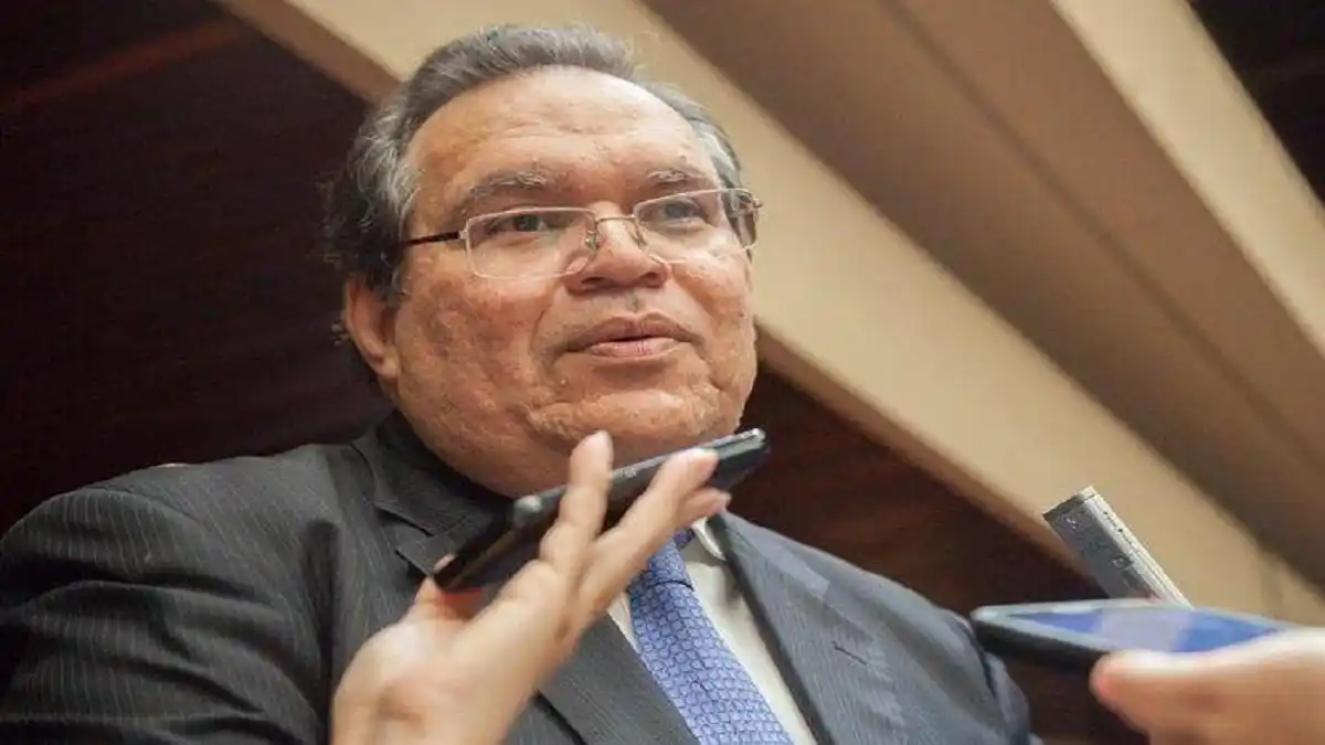 LA BANCA SEGUIRÁ LIMITADA para dar créditos mientras no baje el encaje legal: recomendaciones de un experto