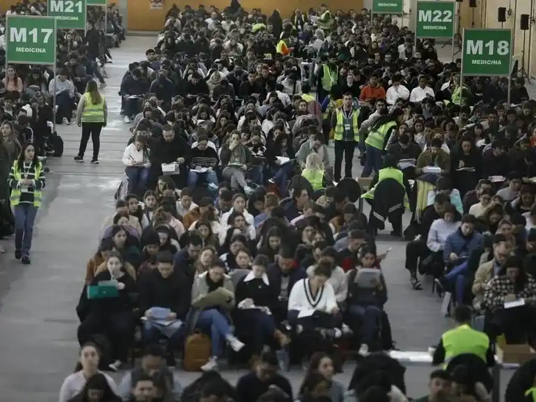 Los exámenes se debieron realizar por segunda vez por presunto fraude.