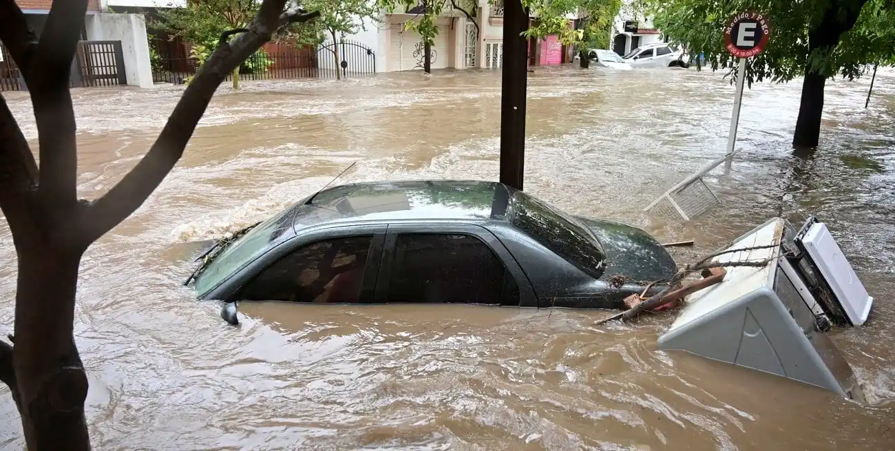 Postales de la tragedia en Bahía Blanca. Crédito: Juan Sebastian Lobos/Reuters