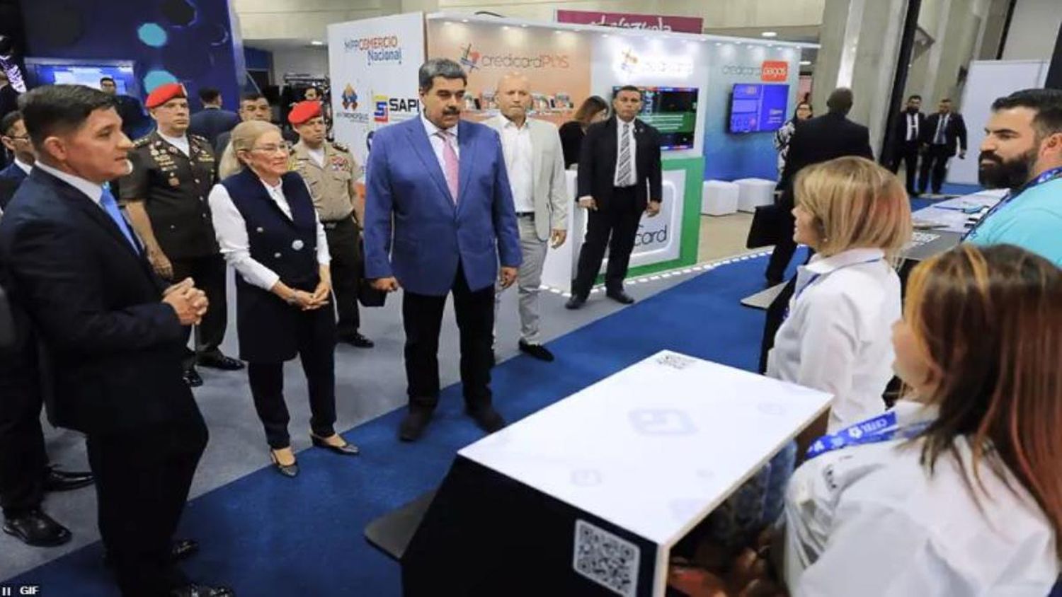 Maduro anunció exoneración del IVA e impuestos de importación a empresas de telecomunicaciones