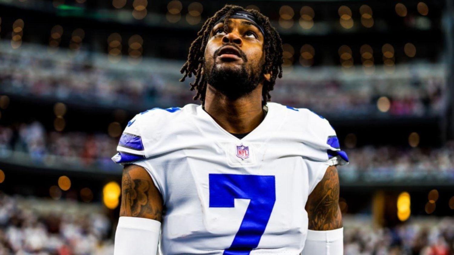 La estrella de los Cowboys, Trevon Diggs, sufre una devastadora lesión en la rodilla