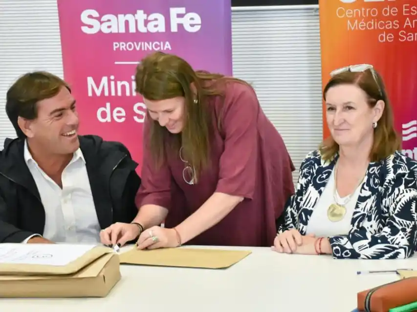 "Los analizadores automáticos ayudarán a enfrentar de manera eficiente la resistencia que desarrollan las bacterias a los antibióticos”, aseguró Uboldi.