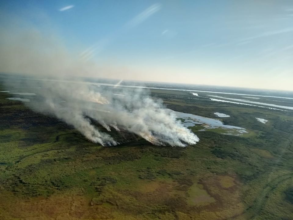 Incendios en islas, ¿qué sucede y por qué es tan difícil combatirlos?