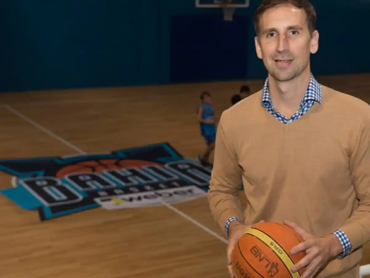 "Pepe" Sánchez no descarta volver al básquetbol profesional