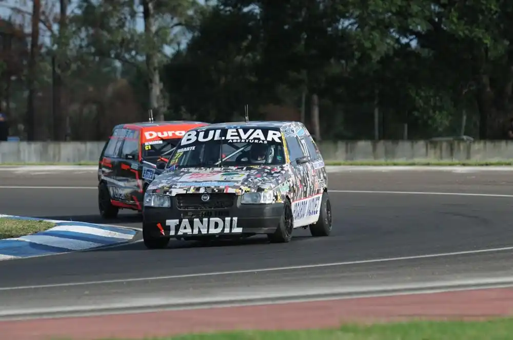 El Turismo Pista puso  tercera en Concordia