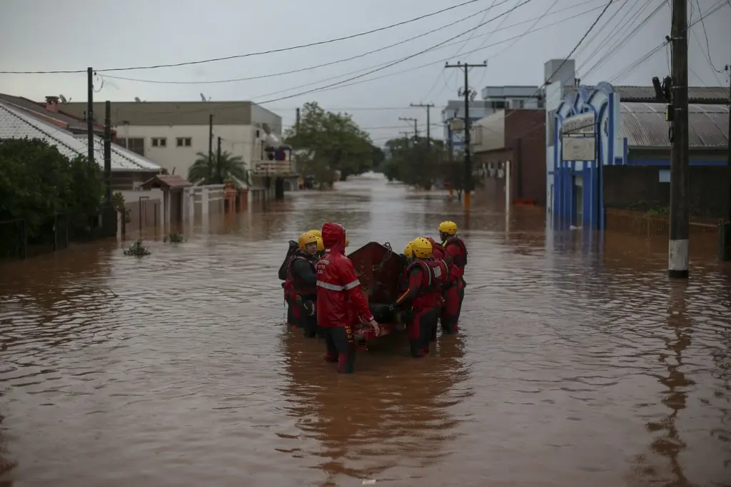 CATÁSTROFE CLIMÁTICA en Brasil: aumenta a 37 cifra de muertos (+Video)