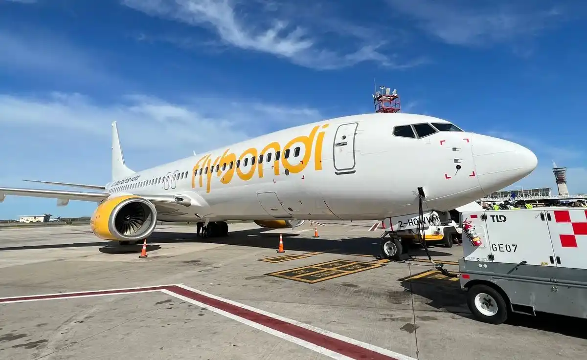 La low cost Flybondi traslada mañana sus operaciones a Ezeiza por el paro aeronáutico