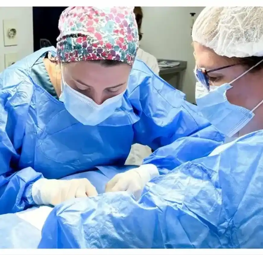 La terapia está diseñada para aplicarse directamente sobre la zona lesionada del corazón durante una cirugía cardíaca.