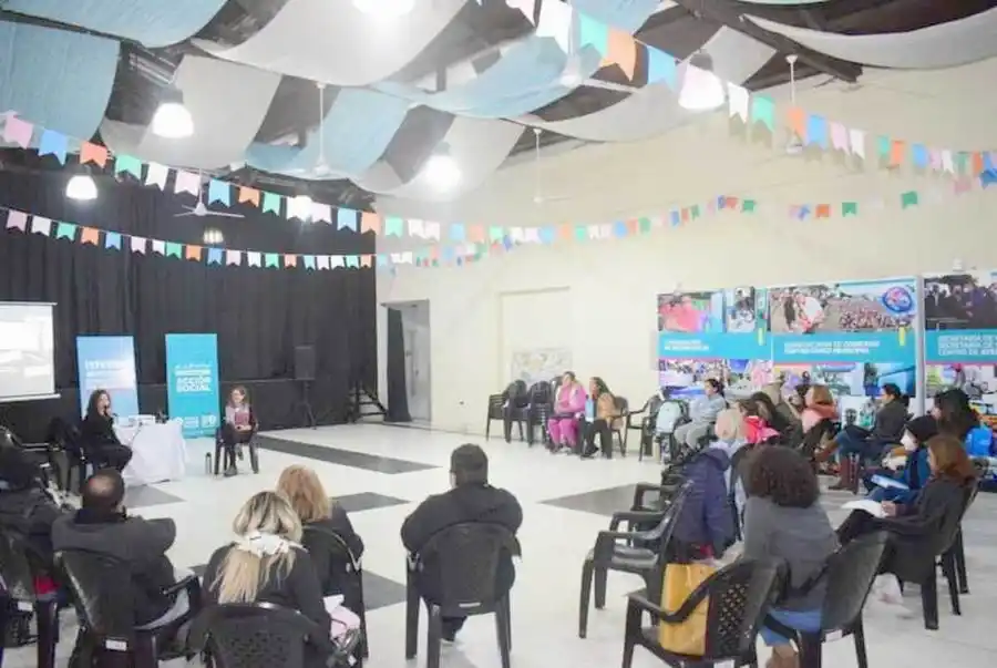 El amor y otras yerbas, temática del 
3.er módulo de la Escuela de Género