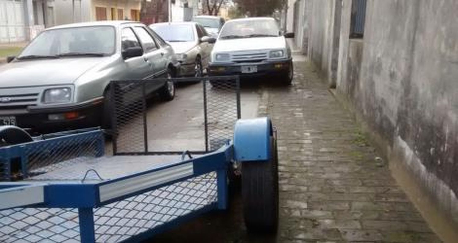 “Imposible pasar por la vereda”
