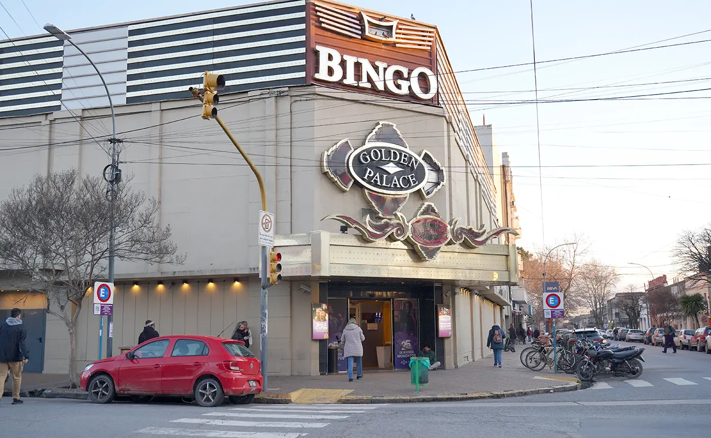 Súper noche bailable en el Bingo Golden Palace