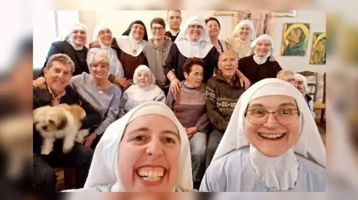 Unas monjas que fueron excomulgadas se niegan a dejar el convento