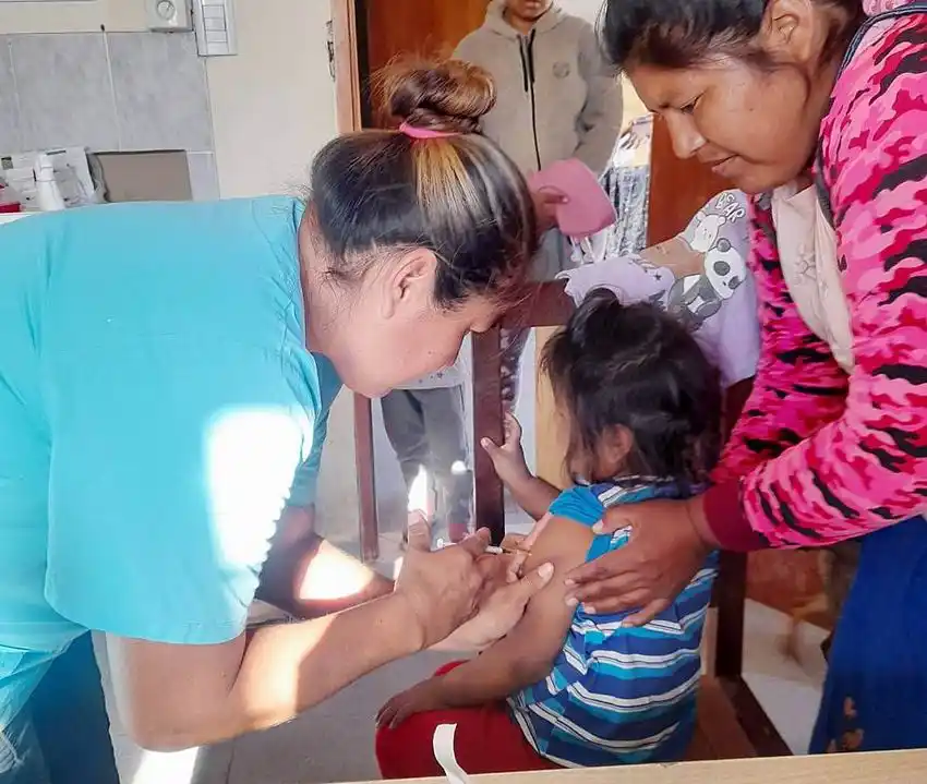 Se extiende la campaña de vacunación contra
sarampión, rubéola, paperas y poliomielitis