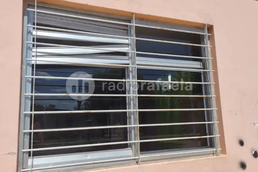 Volvieron a robar en la Escuela Ángela de la Casa: “No sabemos qué más hacer”