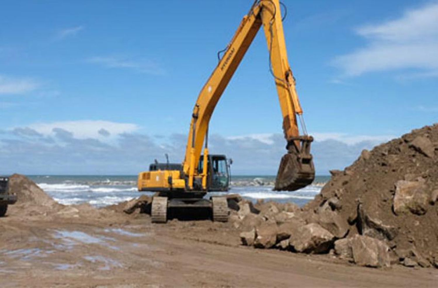 Finalizaron los cuatro rompeolas y buscan construir otro en zona sur