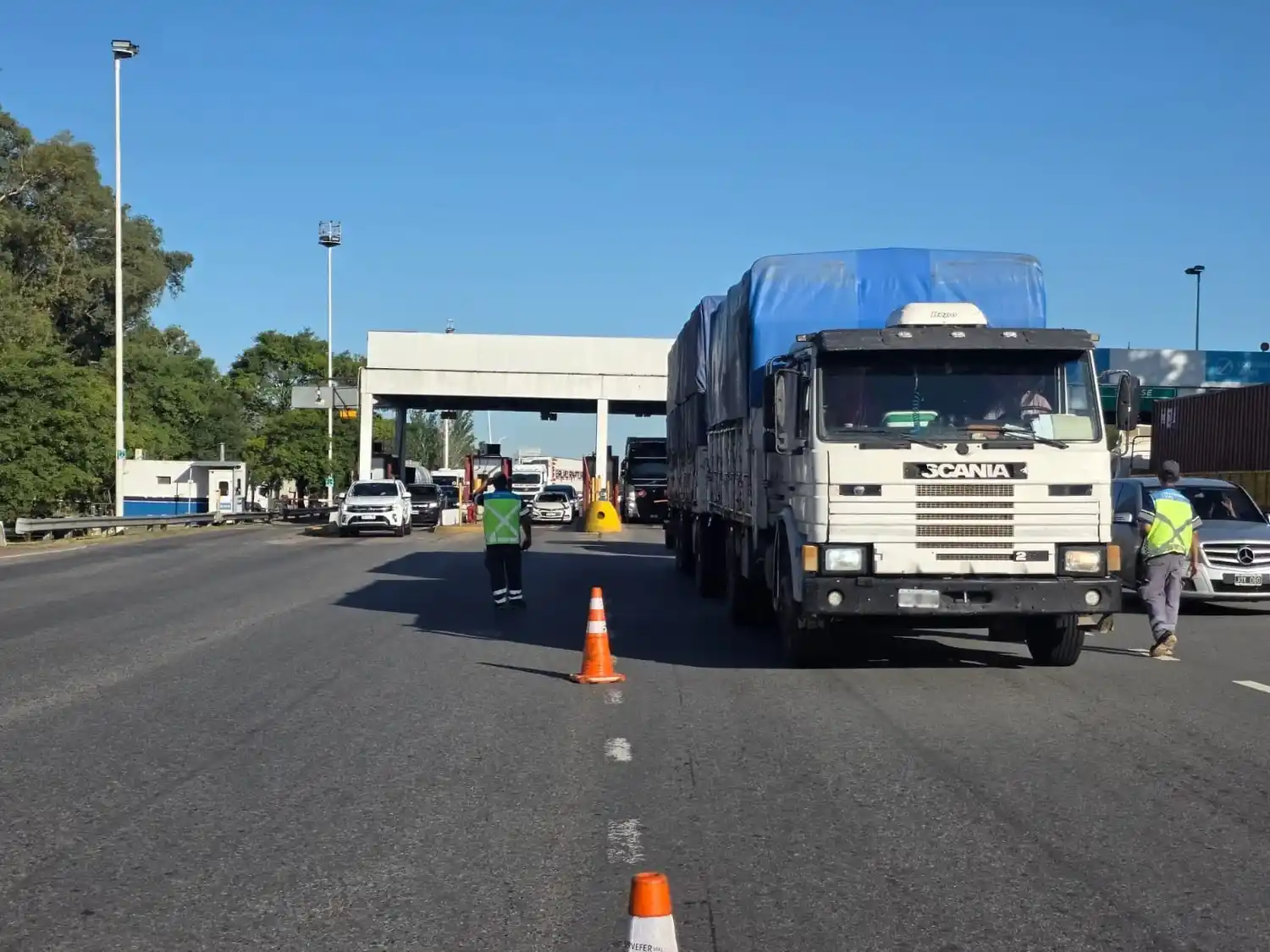 Control de camiones en rutas del país.