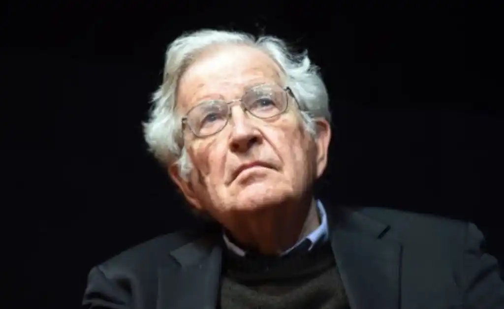 Intelectuales y artistas firman manifiesto contra la “intolerancia hacia las perspectivas opuestas”