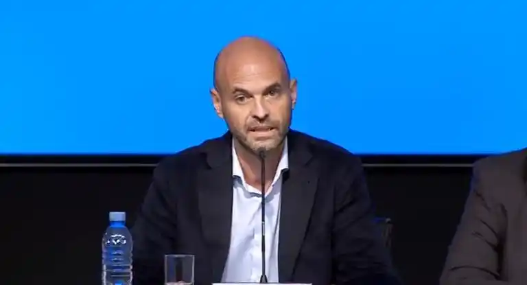 Aumentan trenes y colectivos hasta 33% en los próximos tres meses, anunció el gobierno