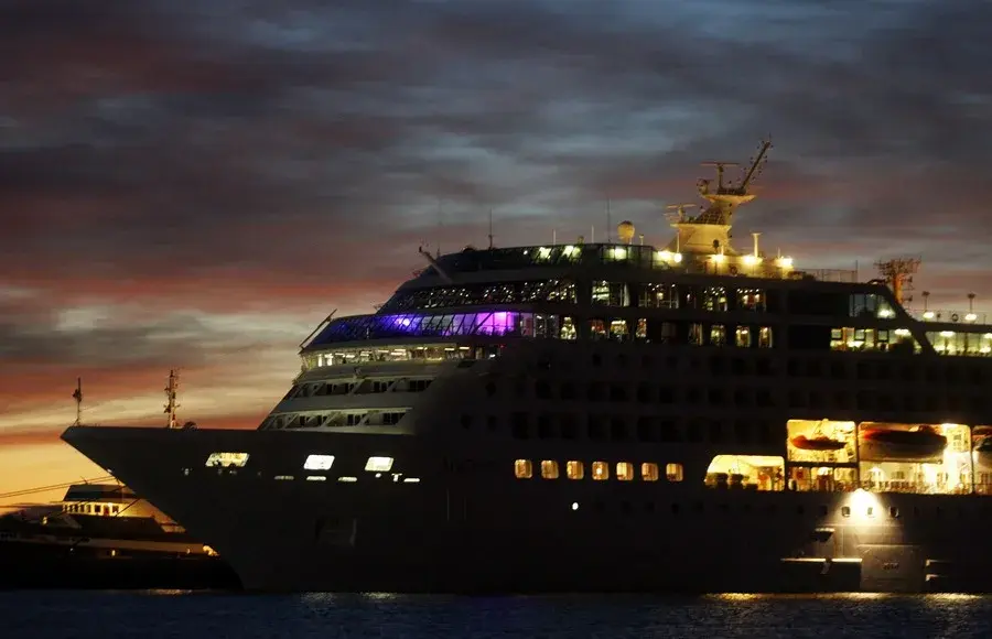 Tres muertos en un crucero que partió de Argentina.