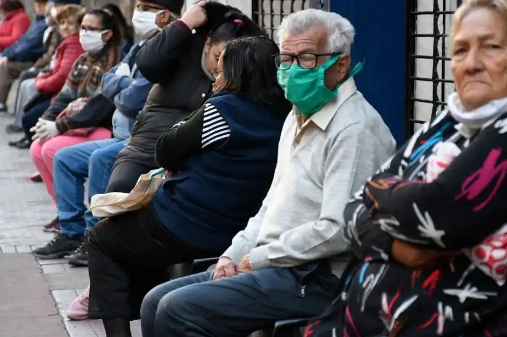 El Gobierno confirmó un nuevo aumento para jubilaciones por decreto