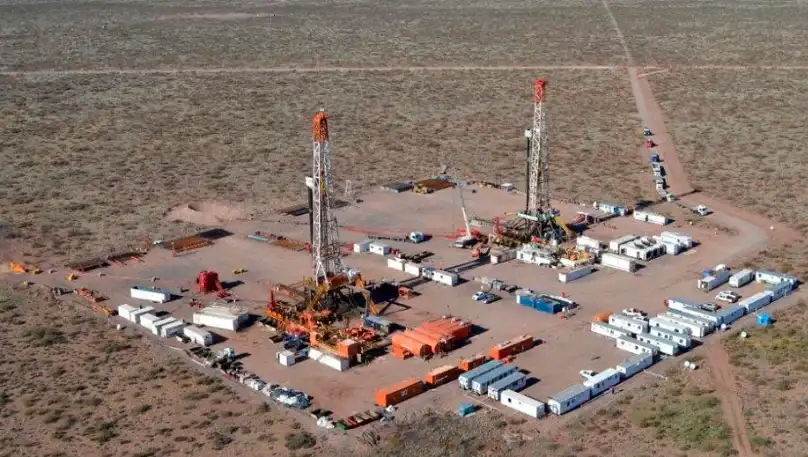 YPF completó 203 horas continuas de bombeo de fractura en el bloque Bandurria mediante una operación remota y autónoma monitoreada desde el RTIC.