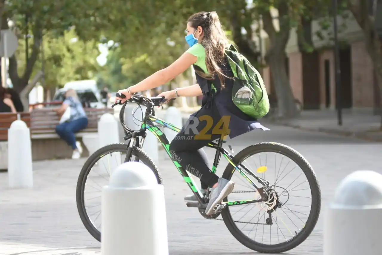 Nuevas medidas en Santa Fe: el lunes volverían gimnasios y clubes; se analiza por zonas la vuelta a las aulas