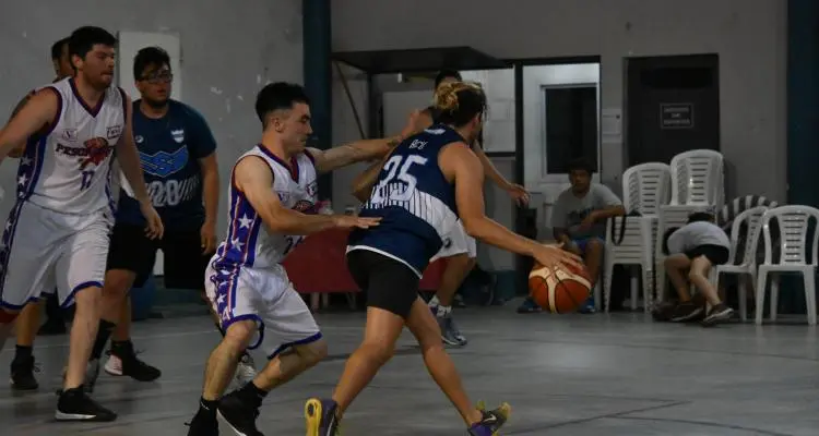 Pescadores le ganó a Sportivo B y clasificó a semifinales del Torneo Local