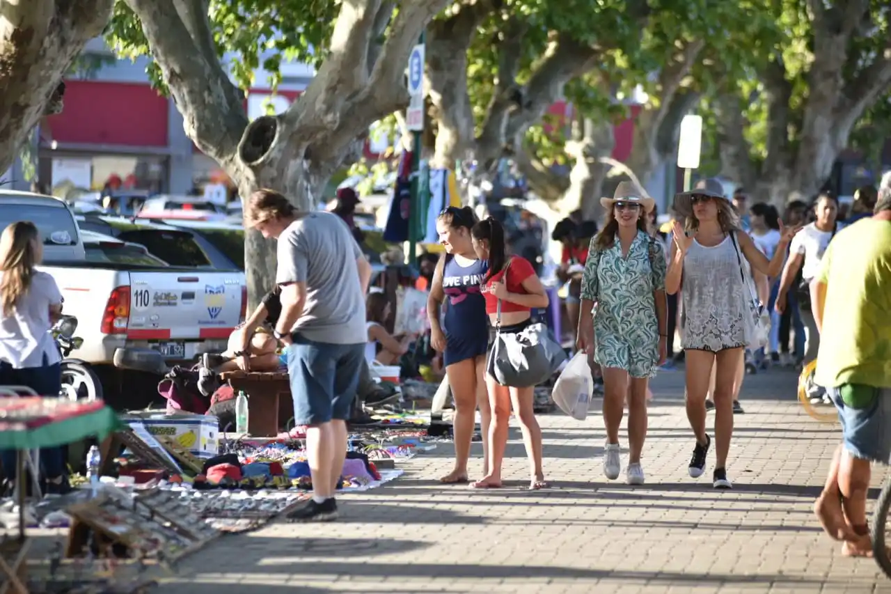 Con mucho control y sin el desborde de años anteriores, transcurre el fin de semana de Carnaval 