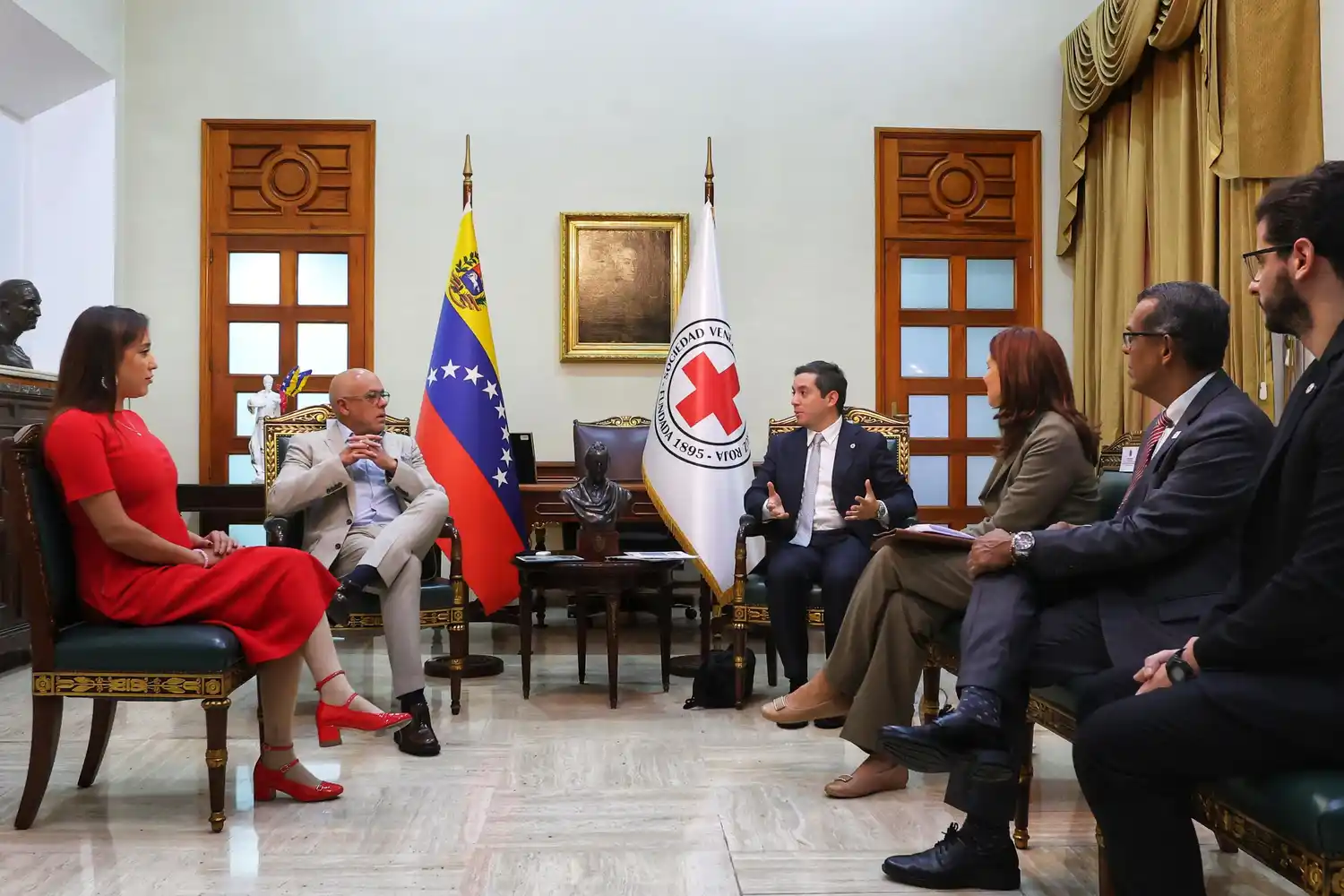 Cruz Roja solicita a la Asamblea Nacional CREACIÓN DE LEY QUE PROTEGE SUS FUNCIONES