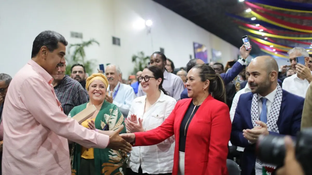 Maduro se excusó por las deportaciones, pero que VENEZUELA SE RESPETA