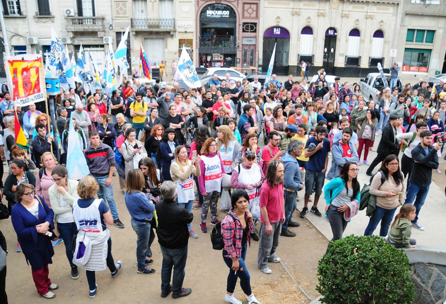 En Tandil se replicó la movilización en repudio a la situación en Bolivia