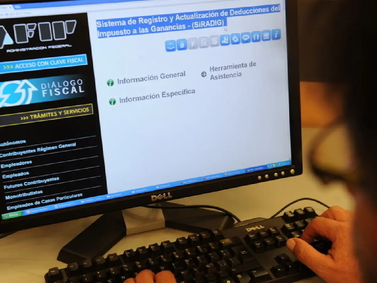 Afip: será obligatoria la  solicitud de turnos "web" 
