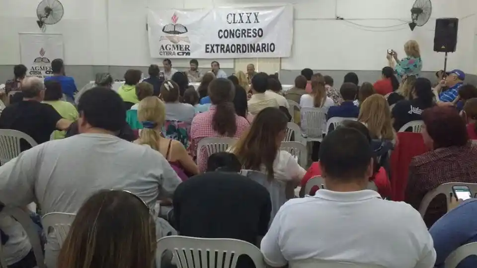 Agmer condicionó el inicio de clases en 2018