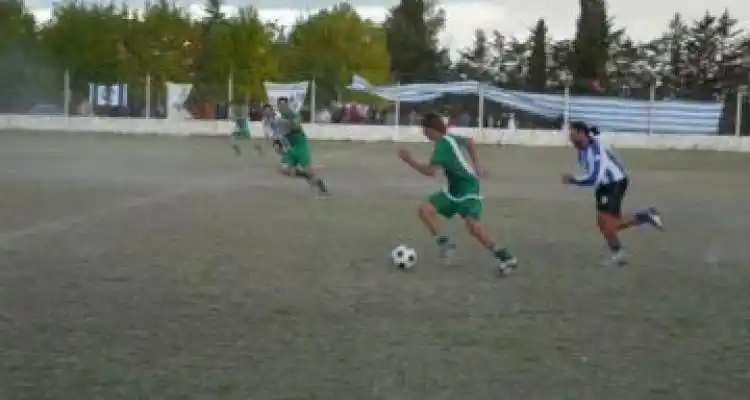Ahora mandan Mitre y Atlético