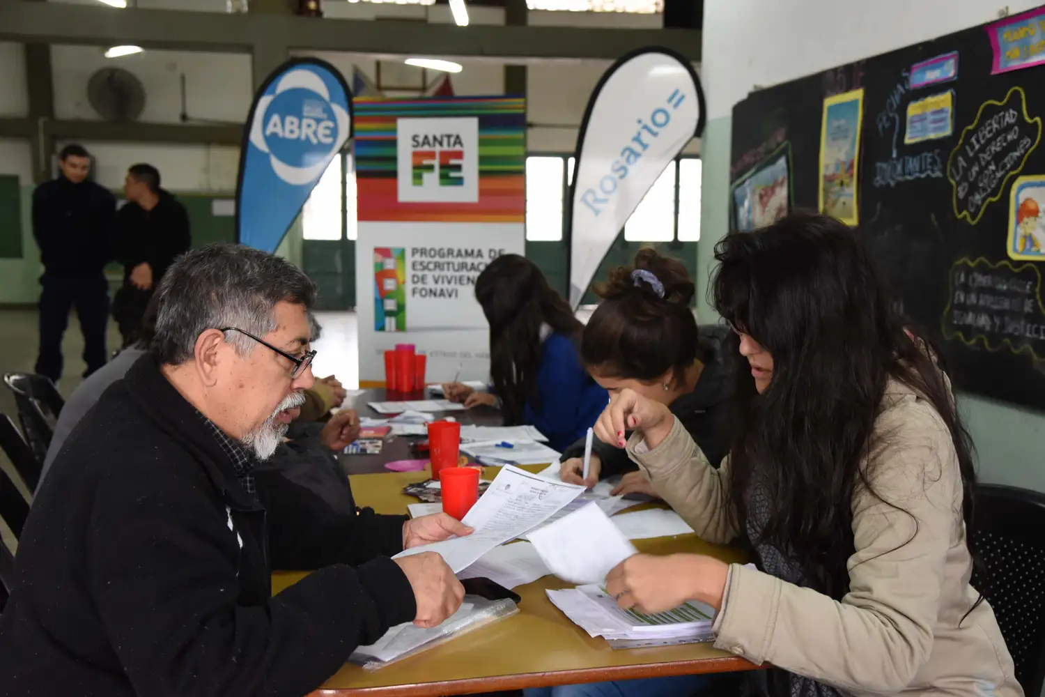 Rosario: Municipio y provincia promueven la escrituración de viviendas