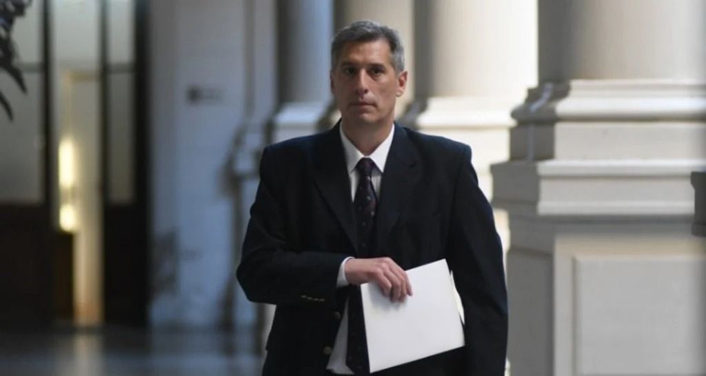 El ministro Olivares va a la Cámara de Diputados