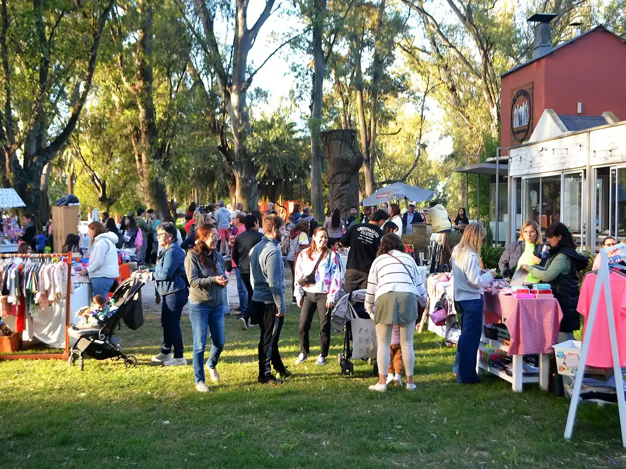 La Feria de Emprendedores Gualeguay volvió a convocar al público